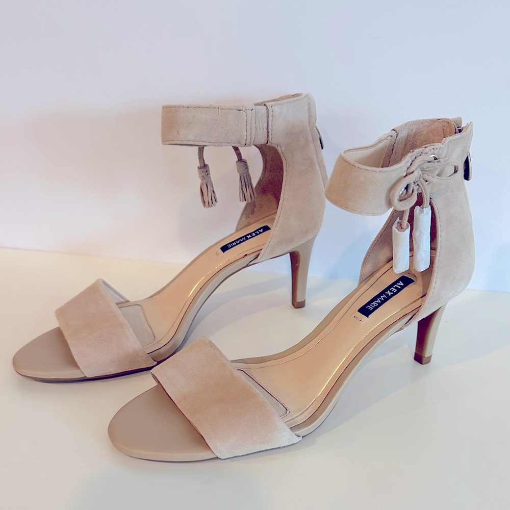 Alex Marie Light Tan Suede Strappy Ankle Heels with Tassels, Sz. 7.5
